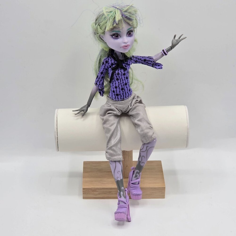 OG Monster High Twyla 13 Wishes Boogeyman Doll 2011